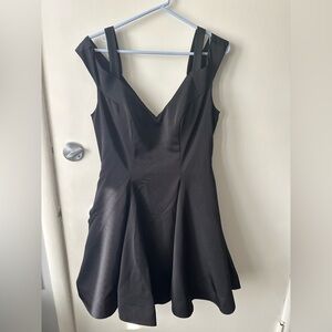 NWOT Dave & Johnny Black Mini Dress